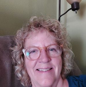 Meet your Posher, Lori